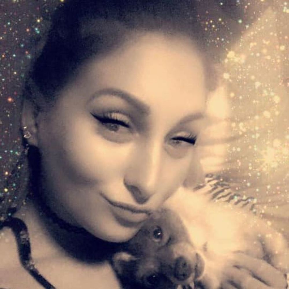 Meet your Posher, Kayluh